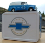 Genuine Chevrolet Car with Tin Box